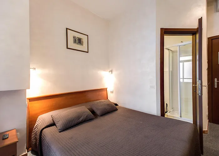 Sallustio Hotel *